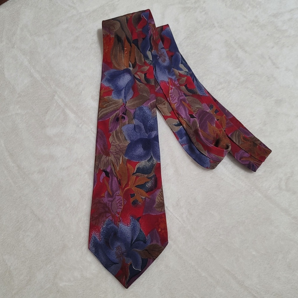 Boss Hugo Boss Tie Mens Red Floral 100% Silk Necktie Italy
